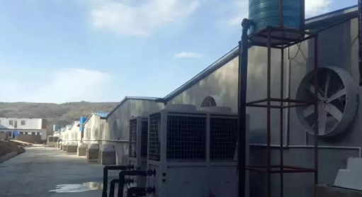 豬舍空氣能采暖好！溫度恒定，省錢省人工，手機能監(jiān)控