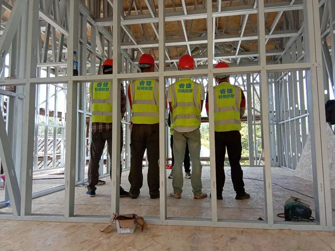 睿婕輕鋼別墅施工團隊