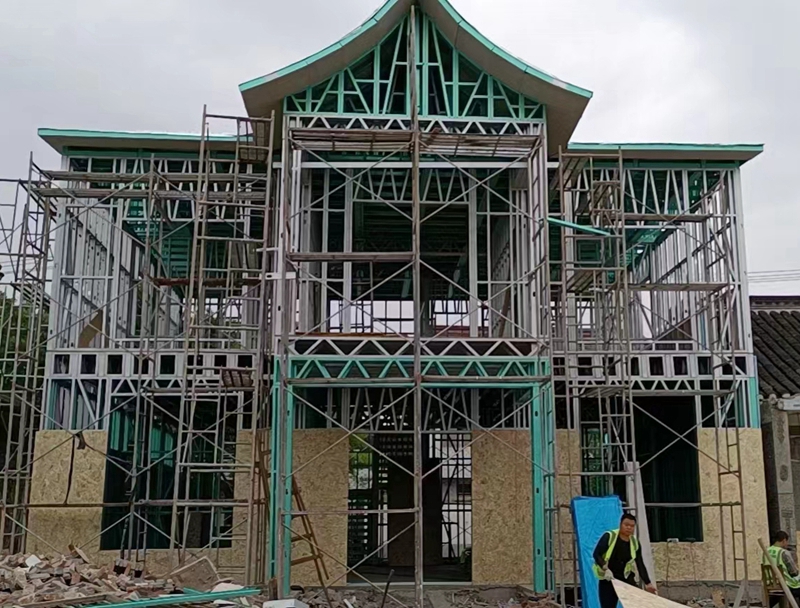 鋼結(jié)構(gòu)房屋的優(yōu)勢(shì)和應(yīng)用領(lǐng)域