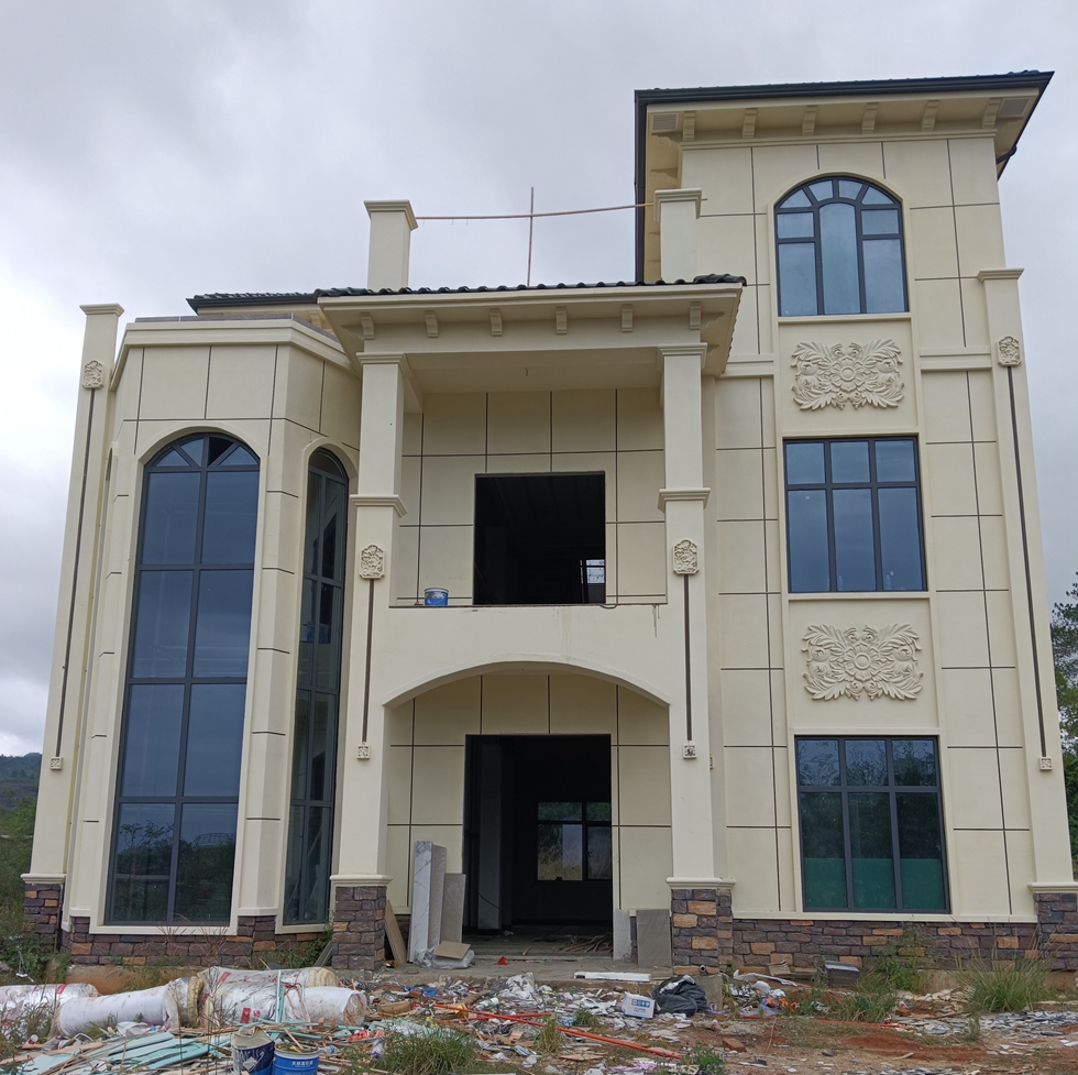 輕鋼型房屋造價(jià)一平方多少錢(qián)？