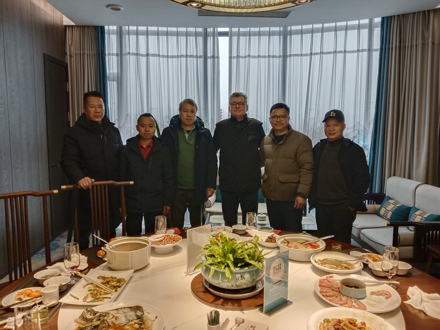 西班牙合作商親臨考察 睿婕輕鋼別墅工廠(chǎng)展示創(chuàng)新技術(shù)!