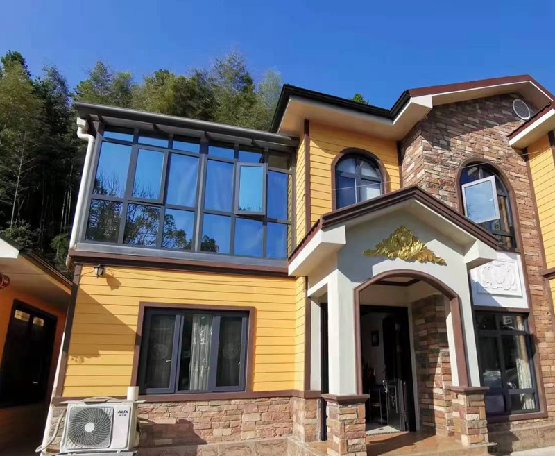 輕鋼別墅的防潮怎么樣？比傳統(tǒng)磚混房好嗎？