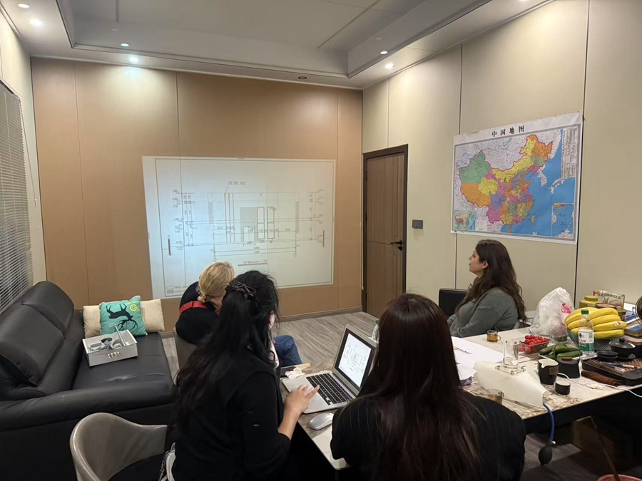 以色列客戶來訪睿婕輕鋼別墅工廠,綠色建筑技術(shù)助力國際戰(zhàn)略合作新突破!