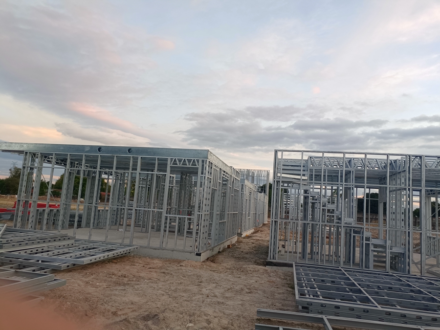 輕鋼結(jié)構(gòu)學(xué)校建筑揚帆出海：中國智造點亮全球教育未來